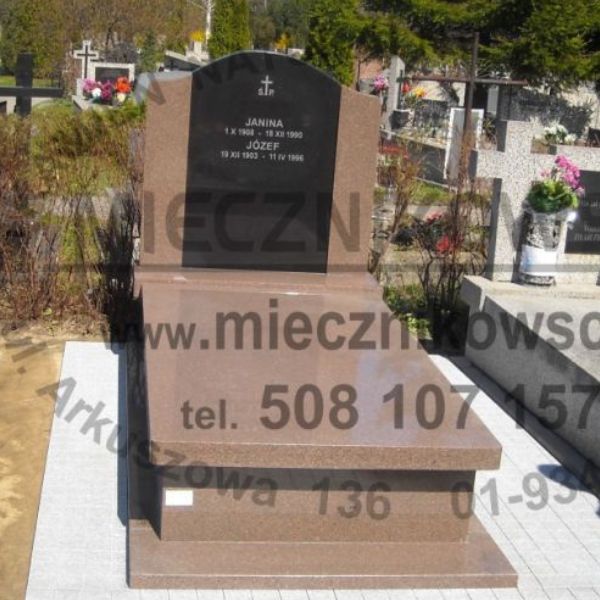 pomniki na cmentarz Legionowo